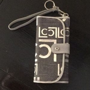 Liz Claiborne Wristlet with iPod holder NWOT